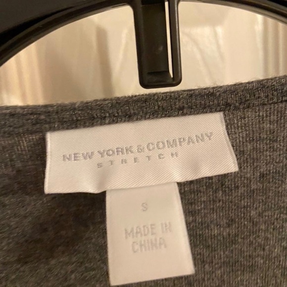 NY&Co Dress - Picture 2 of 4